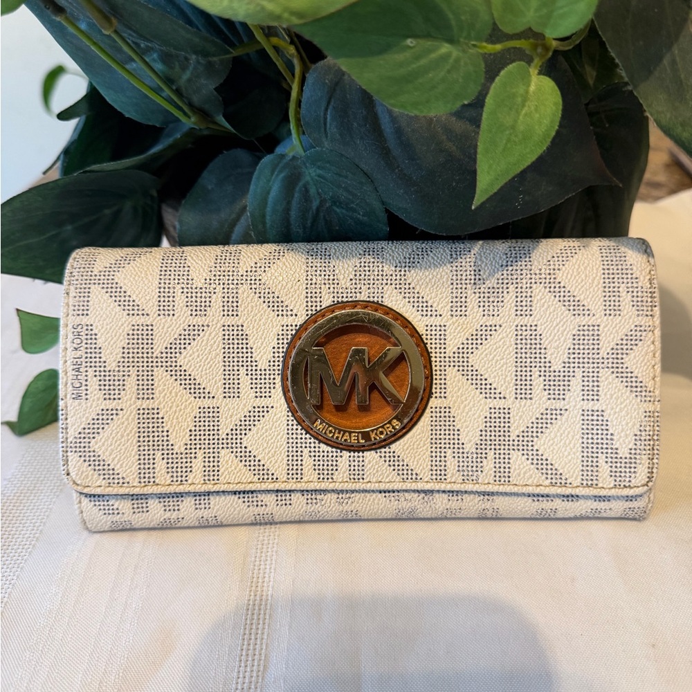 Michael Kors Cream and Gold MK Logo  Wallet